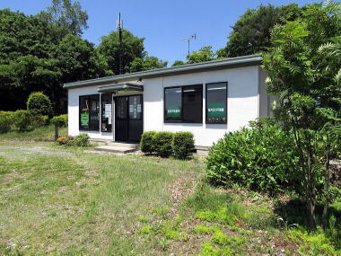 ���M�s���Y�̎������ł��B