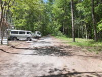 �~�n�ɐڂ��铹�H