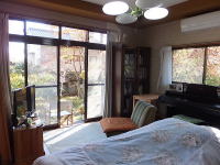 �����̗l�q