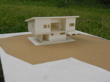 �J���I�Ȕ�����΂̒��]���y���߂�ʑ��B